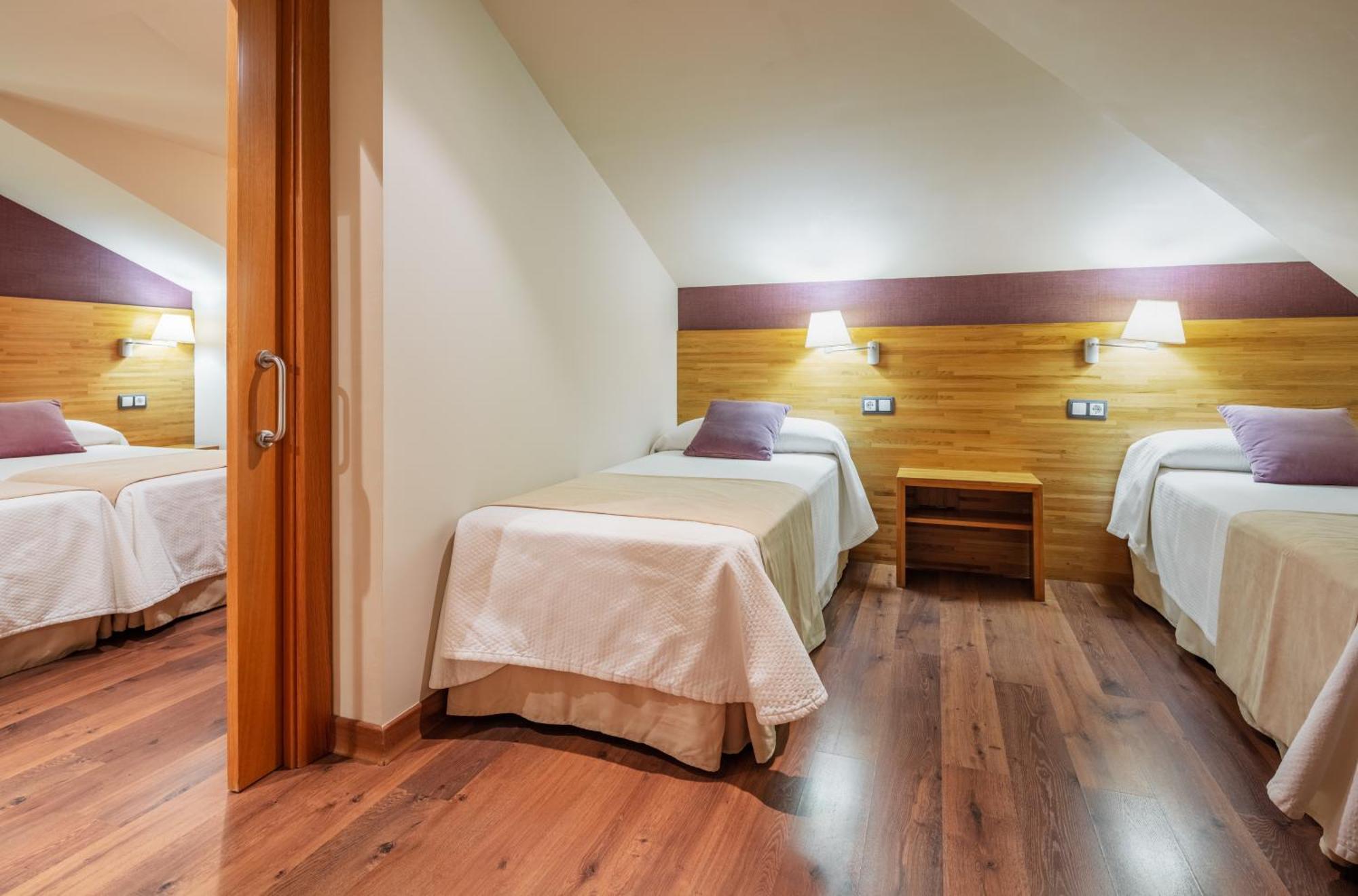Don Paco Hotell Llanes Rom bilde